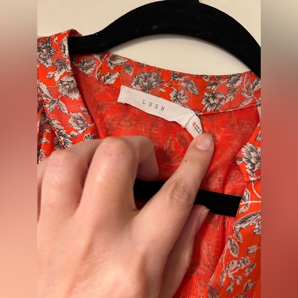 Red Orange Floral Halter Top With Gold Detail - Picture 4 of 7